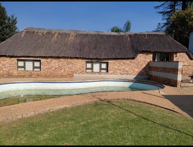 4 BEDROOM HOUSE FOR SALE IN EDENDALE